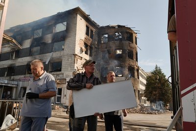обстріл центру міста Костянтинівка на Донеччині 7 жовтня 2024 року обстріл центру міста Костянтинівка на Донеччині 7 жовтня 2024 року