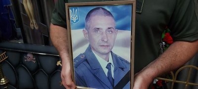 У Хмельницькому попрощалися з двома військовими: Володимиром Гончаруком та Володимиром Мниця