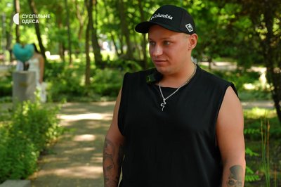 Manila Boss: як актор Сергій Мілевський живе між сценою, війною та Одесою Manila Boss: як актор Сергій Мілевський живе між сценою, війною та Одесою