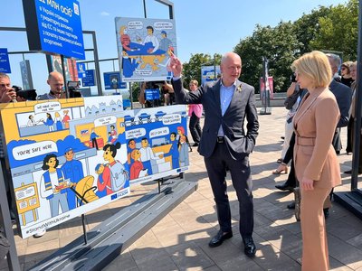 В Україні презентували новий проєкт з поглиблення співпраці з ЄС "Разом ми — Європа" В Україні презентували новий проєкт з поглиблення співпраці з ЄС "Разом ми — Європа"