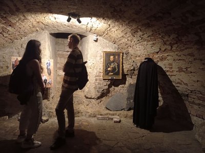 Доторкнутись до реліквій. Що приховує підземелля Гарнізонного храму