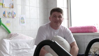 "Я буду займатися цим до повної перемоги України": волонтери щотижня годують військових в обласній лікарні "Я буду займатися цим до повної перемоги України": волонтери щотижня годують військових в обласній лікарні