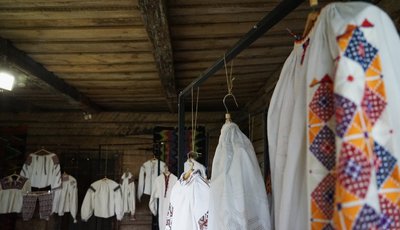 В Ужгородському скансені презентували виставку "Вишиванки синоніми" В Ужгородському скансені презентували виставку "Вишиванки синоніми"