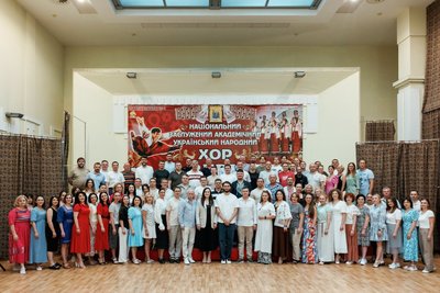 Заслужений артист України Вадим Яценко очолив хор Верьовки Заслужений артист України Вадим Яценко очолив хор Верьовки