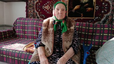 "Щоб вижити їли лободу, бур’яни та листя з дерев": спогади очевидців Голодомору на Кіровоградщині "Щоб вижити їли лободу, бур’яни та листя з дерев": спогади очевидців Голодомору на Кіровоградщині