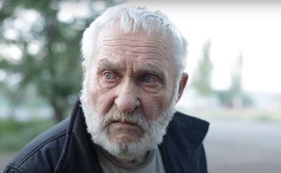 Розбило будинки, два тижні сиділи в підвалі. Бійці полку "Скеля" вивели з Покровська шістьох цивільних Розбило будинки, два тижні сиділи в підвалі. Бійці полку "Скеля" вивели з Покровська шістьох цивільних