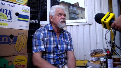 Ціни на ягоди та мед на Житньому ринку Житомира: що пропонують продавці Ціни на ягоди та мед на Житньому ринку Житомира: що пропонують продавці