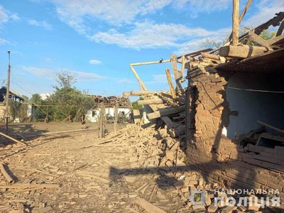 117 ударів. Поліція показала наслідки російської атаки на Сумщину 117 ударів. Поліція показала наслідки російської атаки на Сумщину