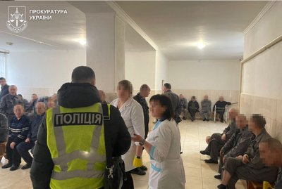 На Вінниччині директору інтернату оголосили підозру у торгівлі людьми На Вінниччині директору інтернату оголосили підозру у торгівлі людьми