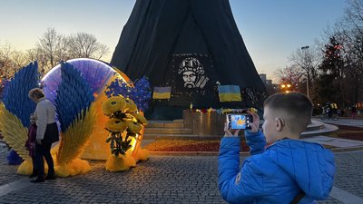 У Харкові вшанували пам'ять про Тараса Шевченка в день його народження У Харкові вшанували пам'ять про Тараса Шевченка в день його народження