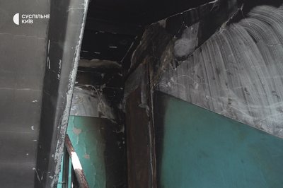 "Казали, що ми перші в черзі": мешканці будинку в Ірпені після деокупації чекають на ремонт роками "Казали, що ми перші в черзі": мешканці будинку в Ірпені після деокупації чекають на ремонт роками