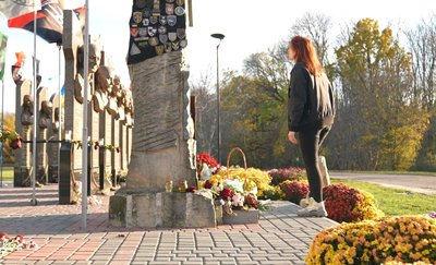 "Інтернет тут дуже-дуже важко знайти": чому в Холодному Яру на Черкащині поганий зв'язок "Інтернет тут дуже-дуже важко знайти": чому в Холодному Яру на Черкащині поганий зв'язок