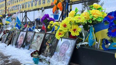 Спротив Миколаївщини: три роки повномасштабного вторгнення у фотографіях Спротив Миколаївщини: три роки повномасштабного вторгнення у фотографіях