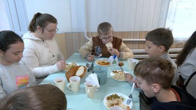Одна на чотири школи: як працює єдина на Черкащині "опорна кухня" Одна на чотири школи: як працює єдина на Черкащині "опорна кухня"