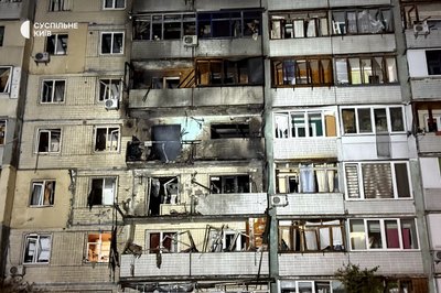 Згорілі квартири, вибиті вікна та пошкоджені авто: як мешканці Оболоні пережили ніч