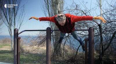 Вік — не перепона: як пенсіонерка з Одеси підкорює турніки Вік — не перепона: як пенсіонерка з Одеси підкорює турніки