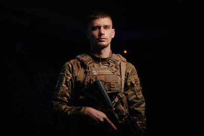 Контрактник "18-24" Іван на позивний "Імпульс" Контрактник "18-24" Іван на позивний "Імпульс"