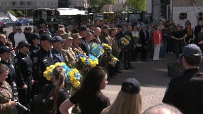 12 років "Азову": спогади рідних загиблих бійців підрозділу 12 років "Азову": спогади рідних загиблих бійців підрозділу