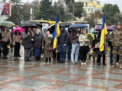 Загинув на Дніпропетровщині: з солдатом Дмитром Россохою попрощалися у Рівному Загинув на Дніпропетровщині: з солдатом Дмитром Россохою попрощалися у Рівному