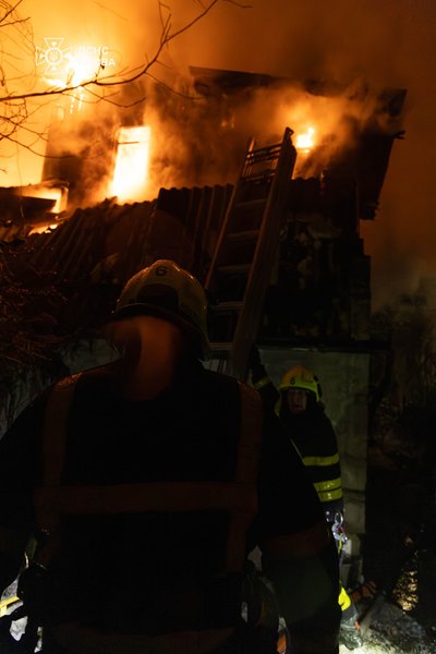 Вночі в Шевченківському районі Києва виникла пожежа, є загиблий Вночі в Шевченківському районі Києва виникла пожежа, є загиблий