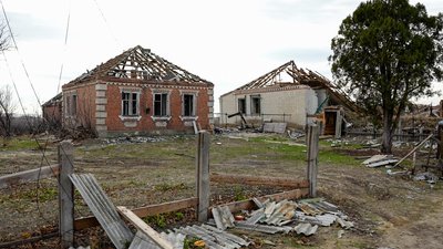 Райгородок пошкоджені обстрілами будинки Донецька область листопад 2024 рік Райгородок пошкоджені обстрілами будинки Донецька область листопад 2024 рік