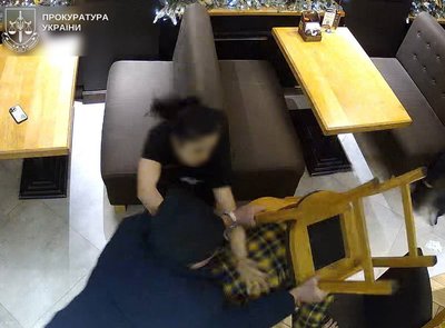На Сумщині прокуратура повідомила про підозру депутату обласної ради та його сину На Сумщині прокуратура повідомила про підозру депутату обласної ради та його сину