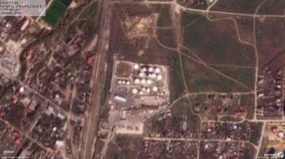 Супутниковий знімок нафтопереробного заводу у Гвардійському, окупований Крим, 24 березня 2024 року Супутниковий знімок нафтопереробного заводу у Гвардійському, окупований Крим, 24 березня 2024 року