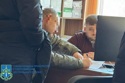 На Житомирщині судитимуть начальника КЕЧ та підприємців за привласнення 10 млн грн, виділених на оборону На Житомирщині судитимуть начальника КЕЧ та підприємців за привласнення 10 млн грн, виділених на оборону