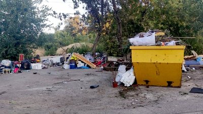 На Кіровоградщині через блокування безхатьками припинили вивезення відходів На Кіровоградщині через блокування безхатьками припинили вивезення відходів