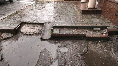 Тактильна плитка, пандуси, відремонтовані тротуари: які заклади об'єднає маршрут безбар'єрності у Кропивницькому Тактильна плитка, пандуси, відремонтовані тротуари: які заклади об'єднає маршрут безбар'єрності у Кропивницькому