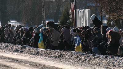 Гасив пожежу, яка сталася через атаку РФ, і раптово стався обвал конструкцій: на Чернігівщині поховали рятувальника Гасив пожежу, яка сталася через атаку РФ, і раптово стався обвал конструкцій: на Чернігівщині поховали рятувальника