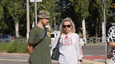 У Кропивницькому вшанували загиблих захисників і захисниць У Кропивницькому вшанували загиблих захисників і захисниць