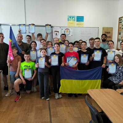 "Ти хвилюєшся за них, а вони — за тебе": педагог з Черкас претендує на звання "Учитель року —2026" "Ти хвилюєшся за них, а вони — за тебе": педагог з Черкас претендує на звання "Учитель року —2026"