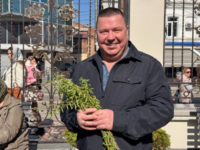 як у Дніпрі відзначають Вербну неділю