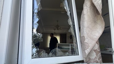 вибите вікно вибите вікно