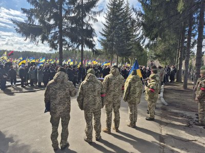 У Сумах поховали бійця Богдана Дудку У Сумах поховали бійця Богдана Дудку
