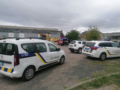 У Луцьку уламки БпЛА впали біля приватного підприємства У Луцьку уламки БпЛА впали біля приватного підприємства