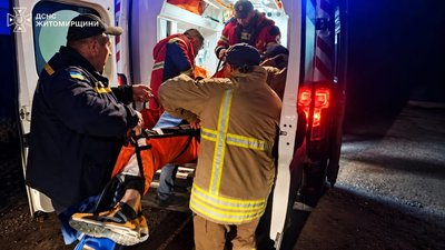 У Народичах 23-річний хлопець упав із пошкодженого мосту: його госпіталізували У Народичах 23-річний хлопець упав із пошкодженого мосту: його госпіталізували