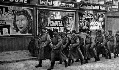 Який вигляд мала Центральна площа у Чернівцях понад століття тому Який вигляд мала Центральна площа у Чернівцях понад століття тому