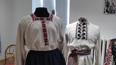 Як одягались наречена та наречений на Волині сто років тому Як одягались наречена та наречений на Волині сто років тому