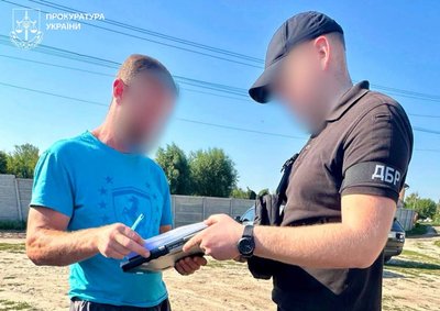 Один з обвинувачених у справі про незаконну вирубку дерев Один з обвинувачених у справі про незаконну вирубку дерев