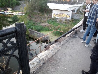 У Сумах частково обвалилися перина на Харківському мосту: поранений чоловік У Сумах частково обвалилися перина на Харківському мосту: поранений чоловік