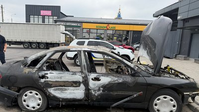 На Тернопільщині школяра підозрюють у підпалі автомобіля, згорів автомобіль, 20 травня 2026 року На Тернопільщині школяра підозрюють у підпалі автомобіля, згорів автомобіль, 20 травня 2026 року