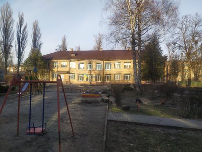 Будували укриття, а пошкодили стіну: у Києві сталася аварія у дитсадку Будували укриття, а пошкодили стіну: у Києві сталася аварія у дитсадку