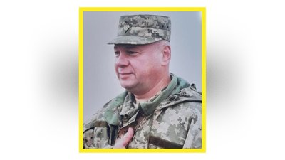На Чернігівщині попрощалися з шістьма захисниками України На Чернігівщині попрощалися з шістьма захисниками України