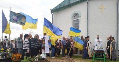 На Хмельниччині поховали військового із Донеччини На Хмельниччині поховали військового із Донеччини