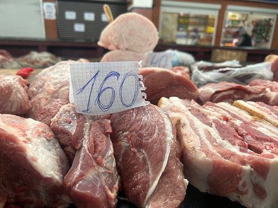 Ціни на м’ясо і сало у Житомирі під час посту: що впливає на вартість Ціни на м’ясо і сало у Житомирі під час посту: що впливає на вартість