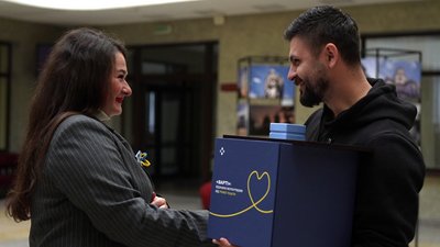 “З дитинства всіх захищала”: волонтерці Катерині Андреєвій вручили відзнаку “Варті” “З дитинства всіх захищала”: волонтерці Катерині Андреєвій вручили відзнаку “Варті”