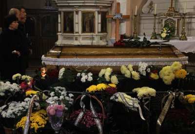 В Ужгороді попрощалися із найстарішим жителем області 106-річним Миколою Деревляником В Ужгороді попрощалися із найстарішим жителем області 106-річним Миколою Деревляником