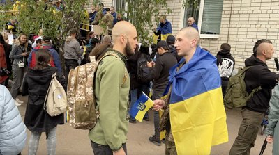 "Досі не віриться, що я повернувся": як зустрічали повернутих з полону черкащан "Досі не віриться, що я повернувся": як зустрічали повернутих з полону черкащан